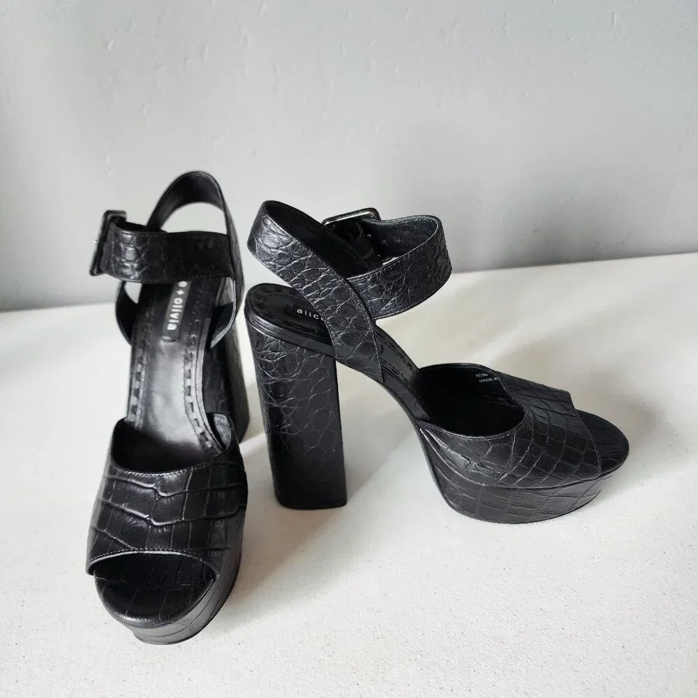 Alice & Olivia Sandals "LIKE NEW" - Picture 16 of 16